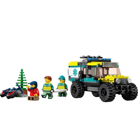 Lego City 4x4 Off-Road Ambulance Rescue Set (#40582) - Picture 7 of 7